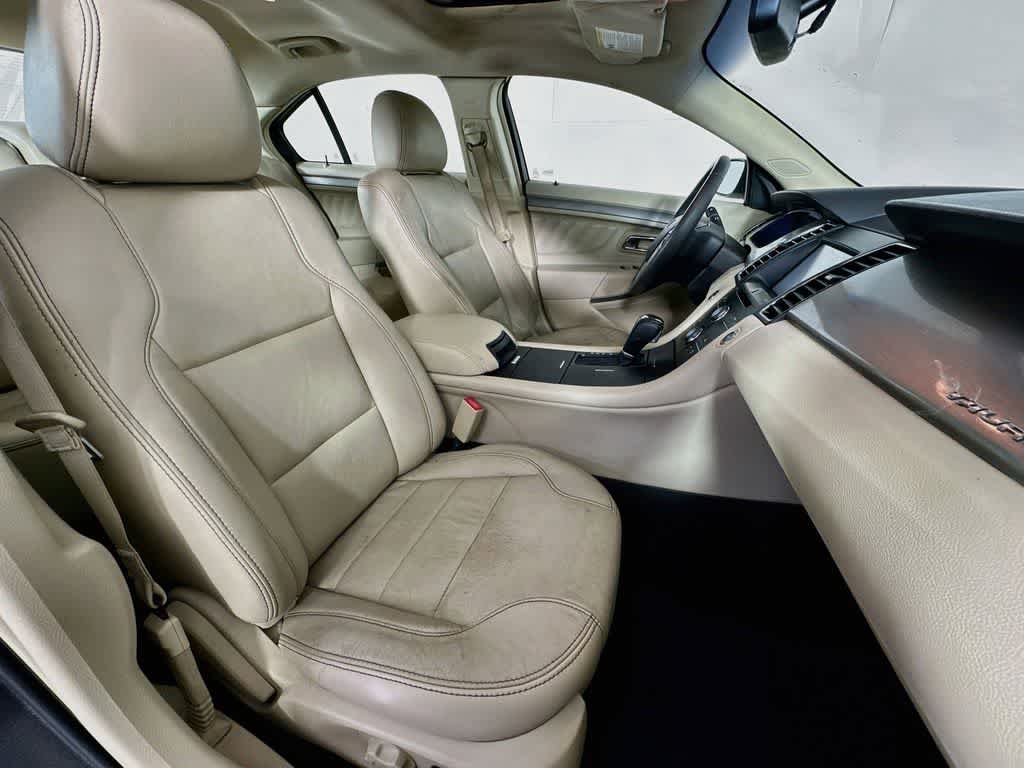 2015 Ford Taurus SEL