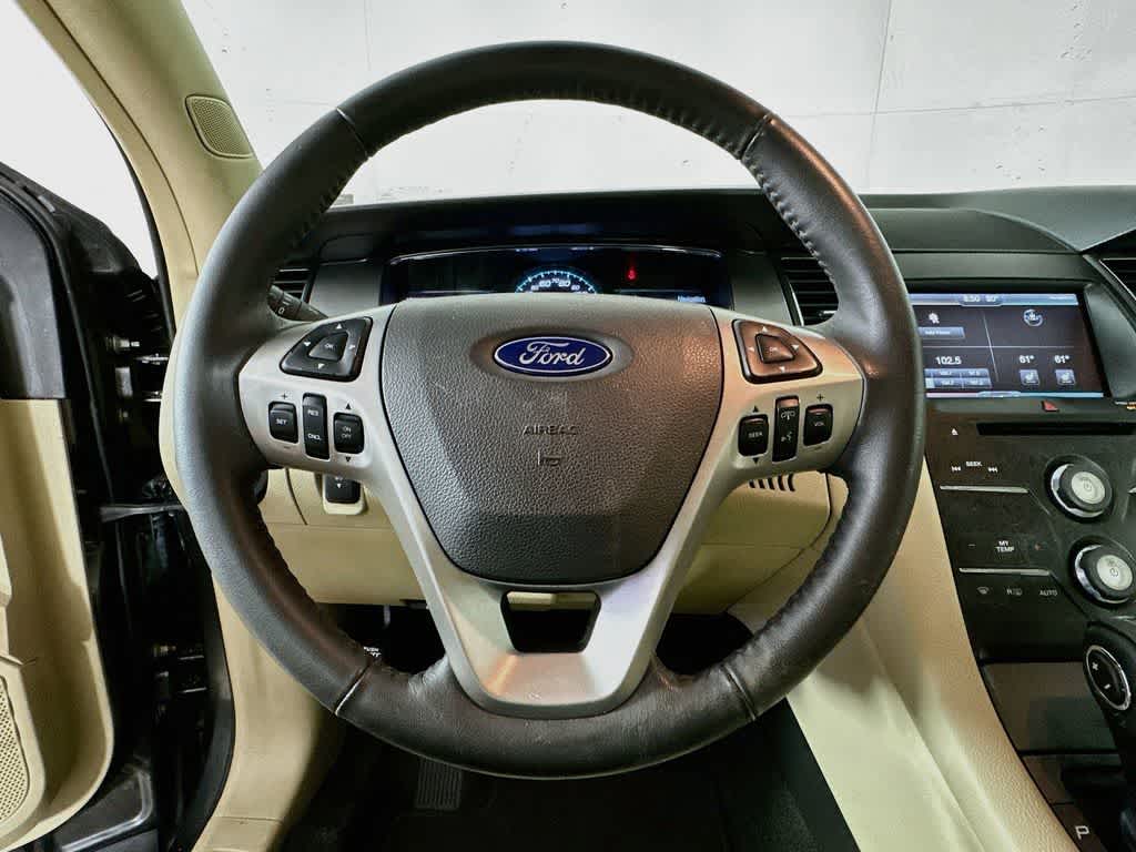 2015 Ford Taurus SEL