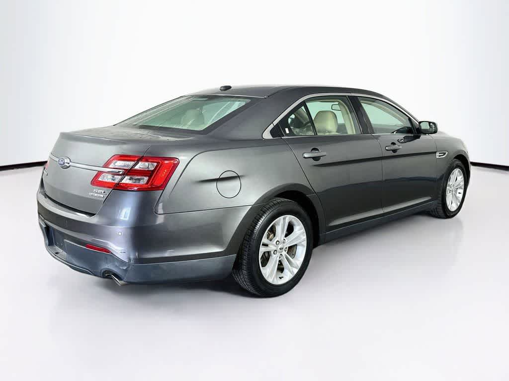 2015 Ford Taurus SEL
