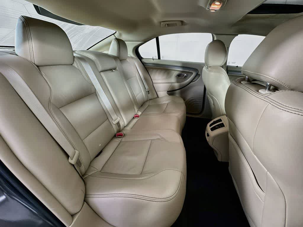 2015 Ford Taurus SEL