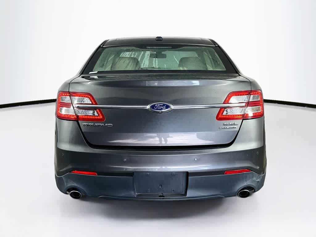 2015 Ford Taurus SEL