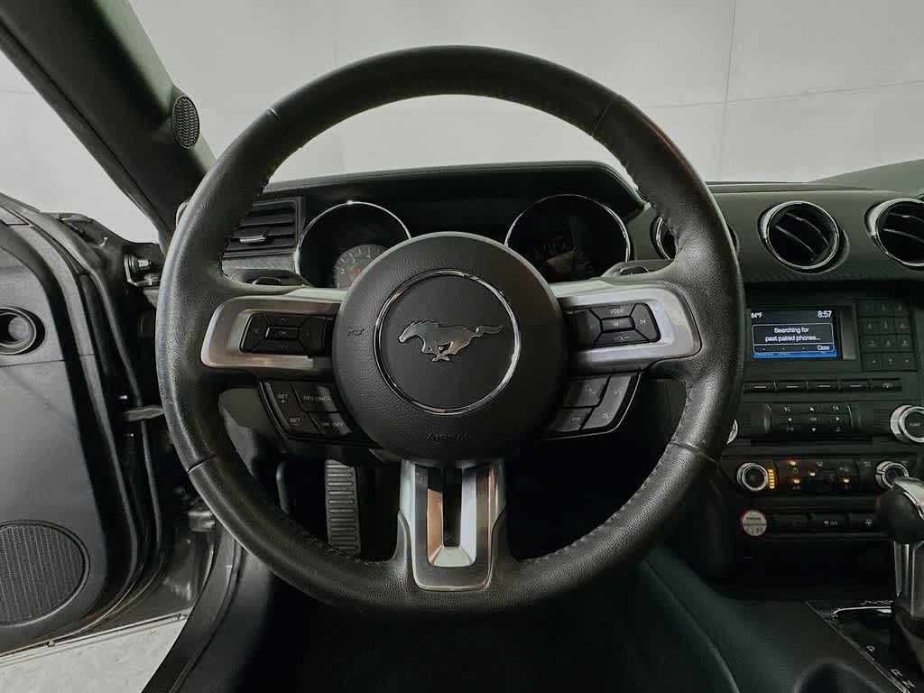 2017 Ford Mustang V6