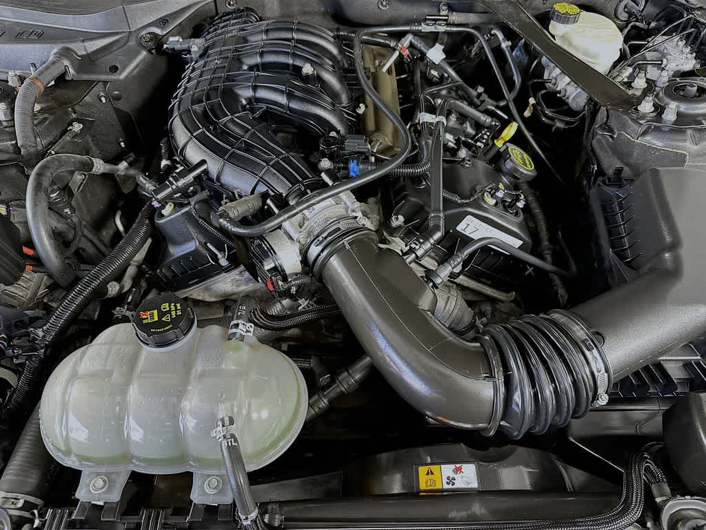 2017 Ford Mustang V6