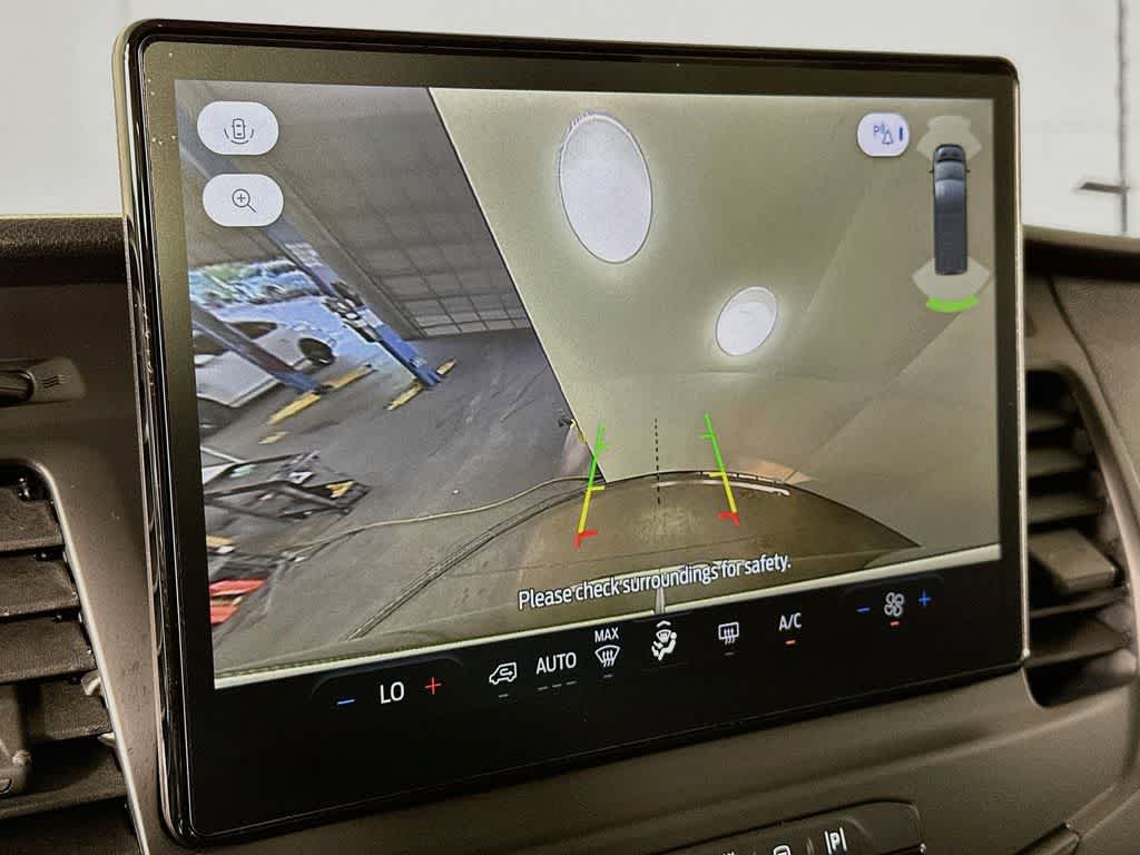 2026 Ford Transit Passenger Wagon XL