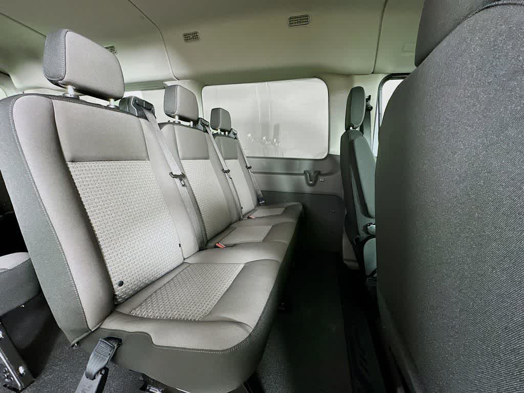 2026 Ford Transit Passenger Wagon XL