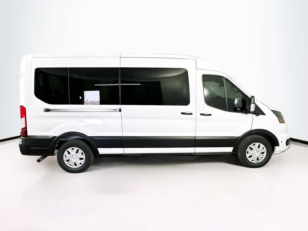 2026 Ford Transit Passenger Wagon XLT