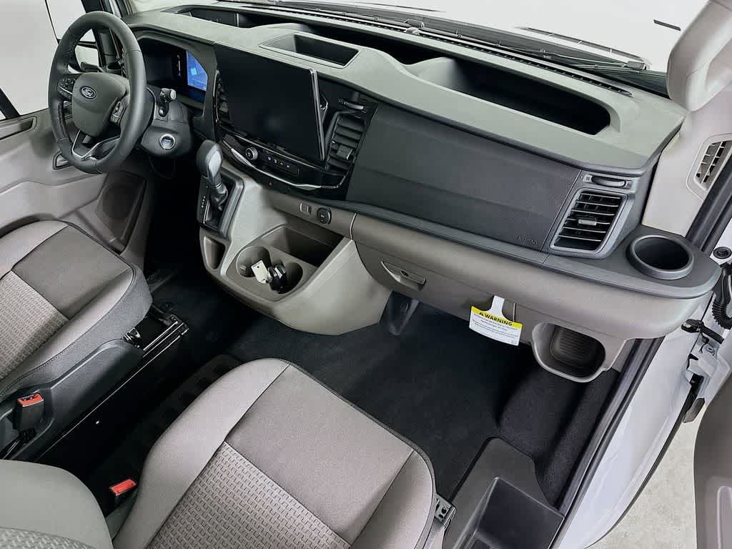 2026 Ford Transit Passenger Wagon XLT