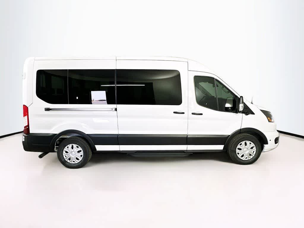 2026 Ford Transit Passenger Wagon XLT