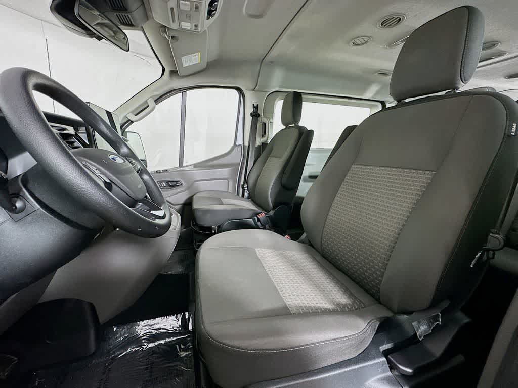 2023 Ford Transit Passenger XLT