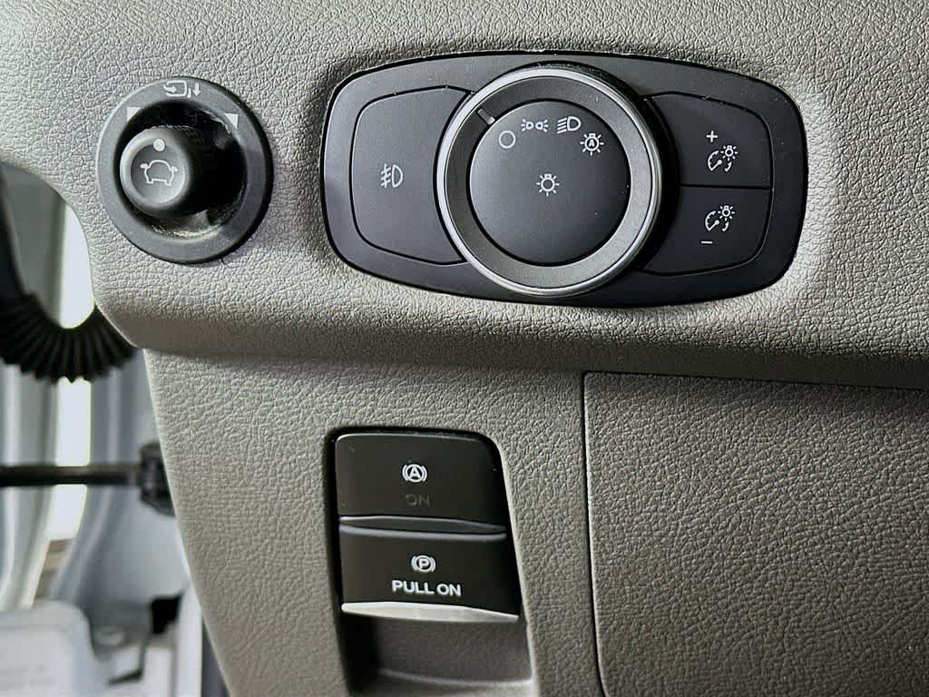 2023 Ford Transit Passenger XLT