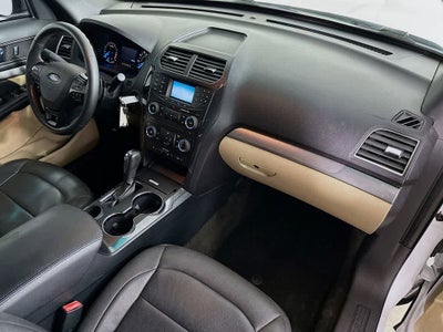 2017 Ford Explorer Base