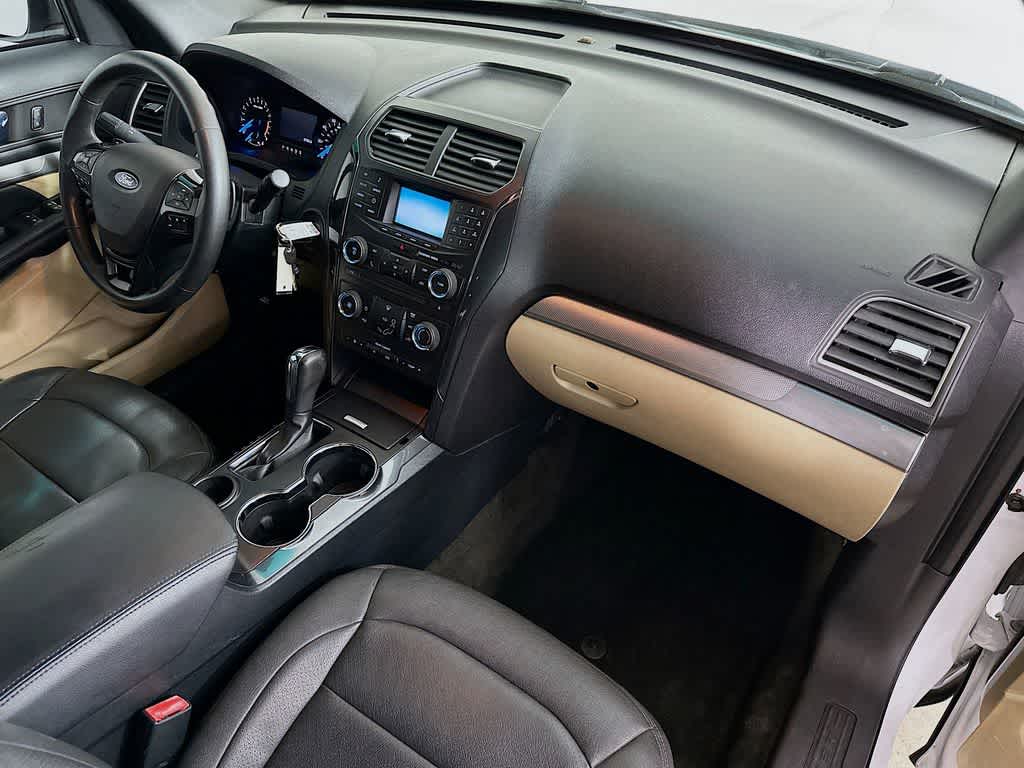 2017 Ford Explorer Base