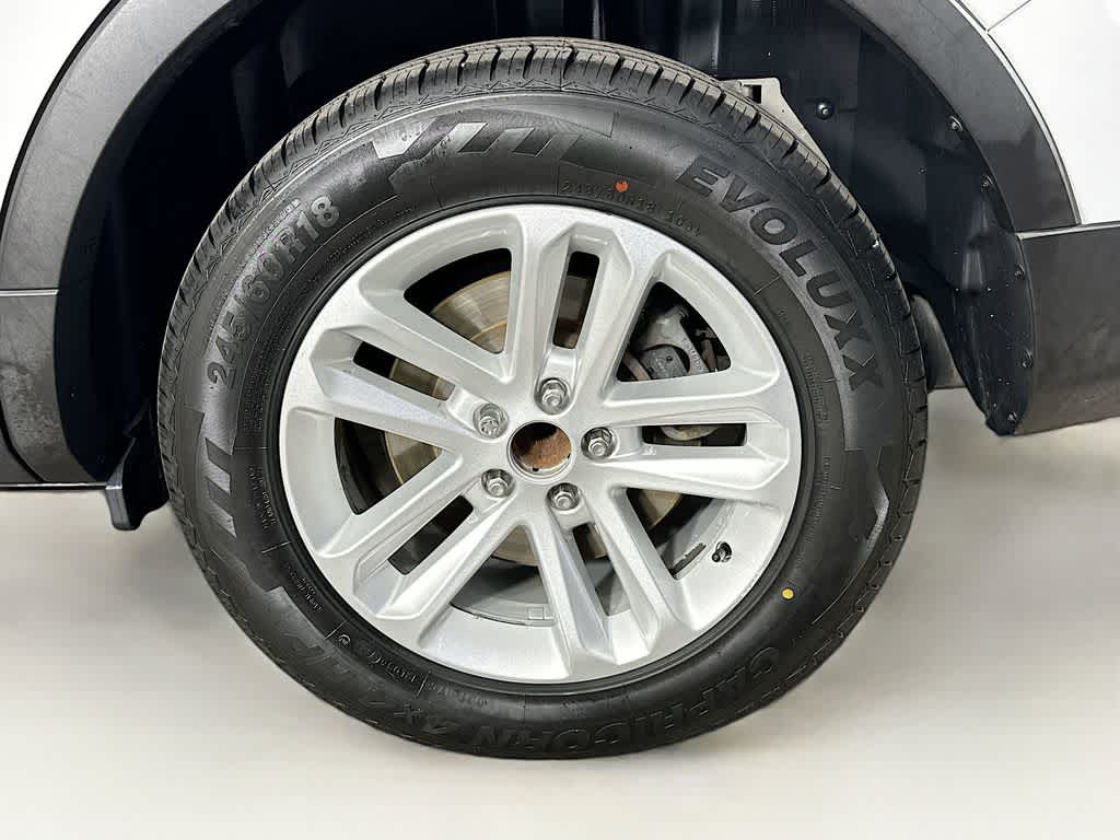 2017 Ford Explorer Base