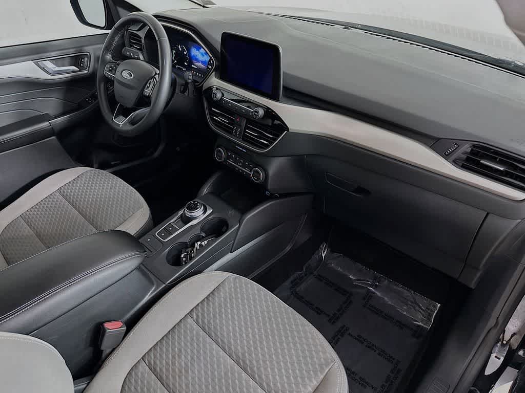2021 Ford Escape SE Hybrid