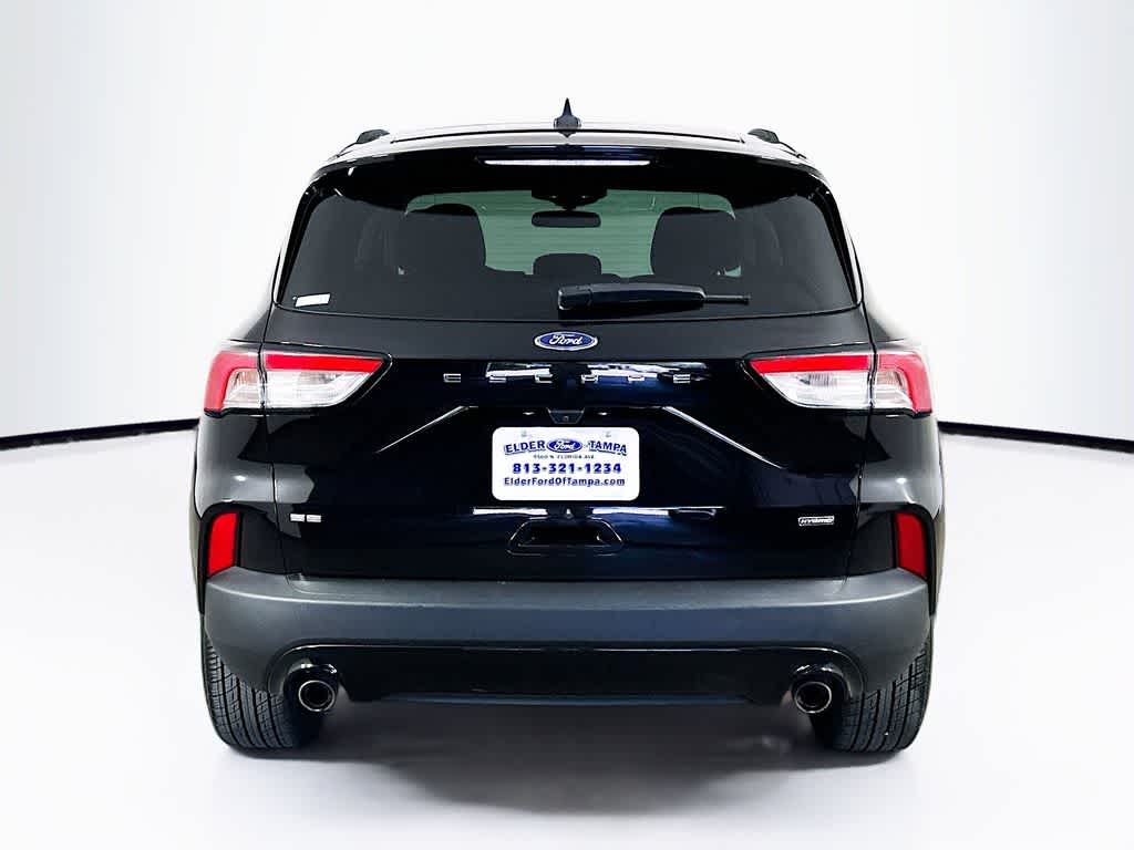 2021 Ford Escape SE Hybrid
