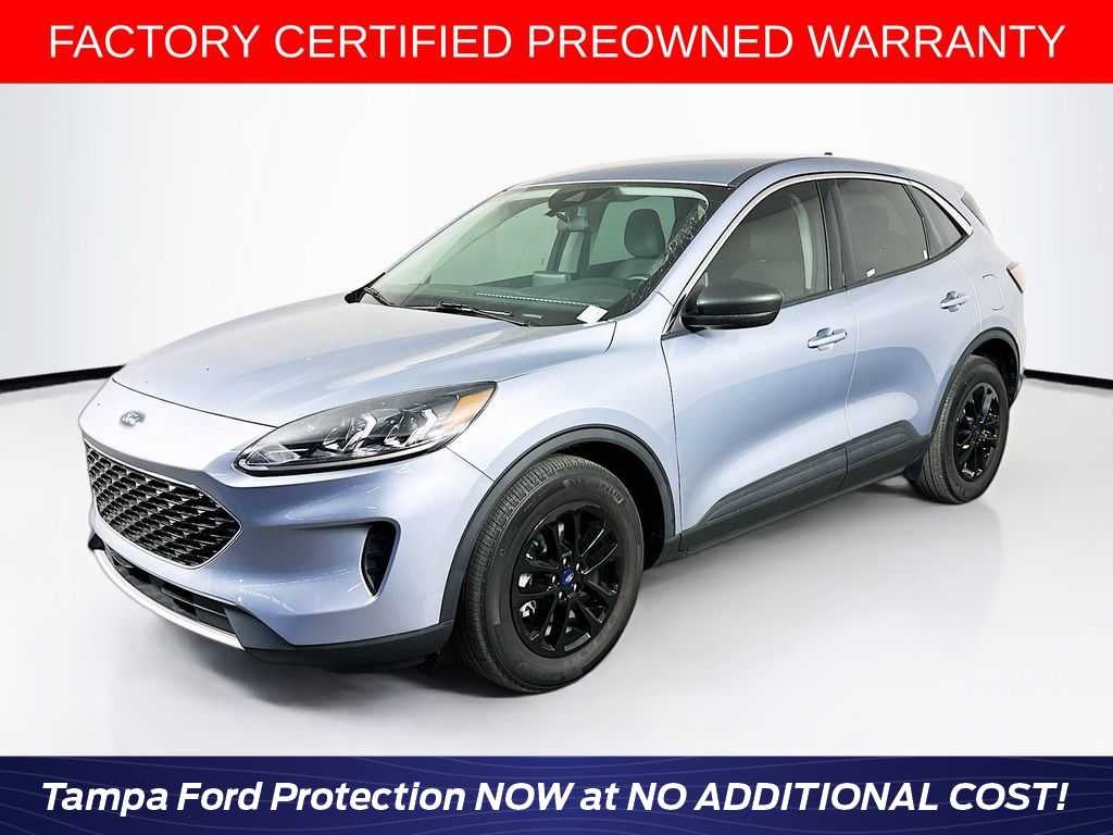2022 Ford Escape SE