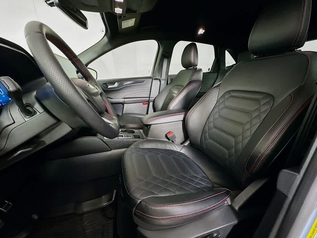 2024 Ford Escape ST-Line Elite