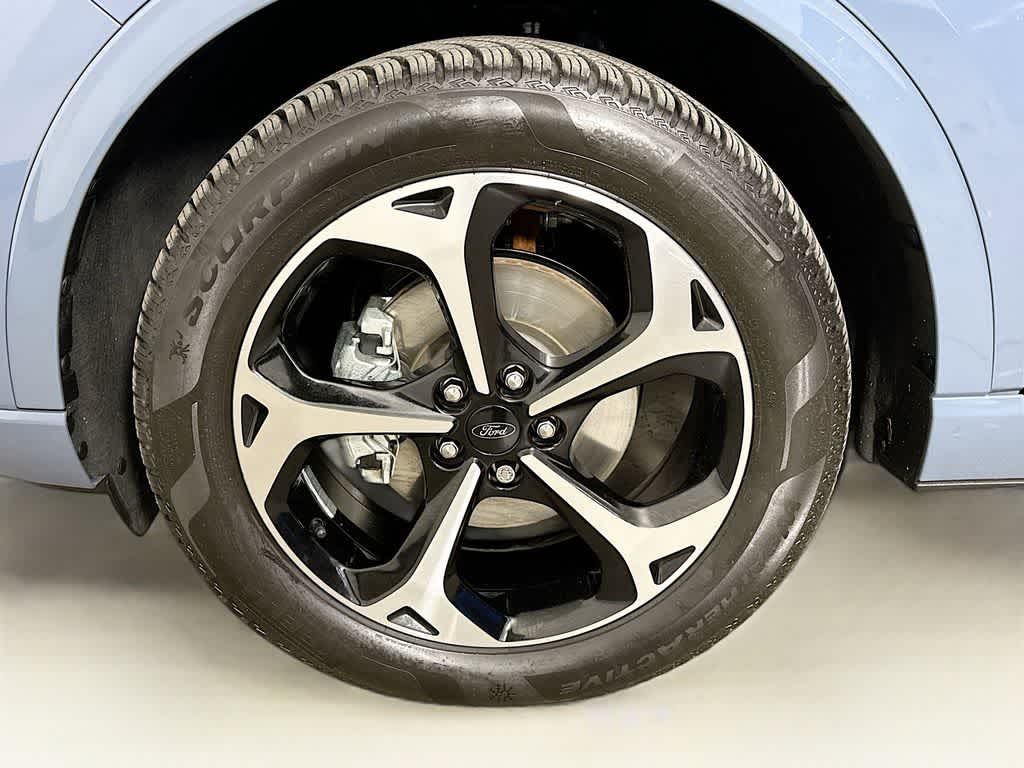 2024 Ford Escape ST-Line Elite