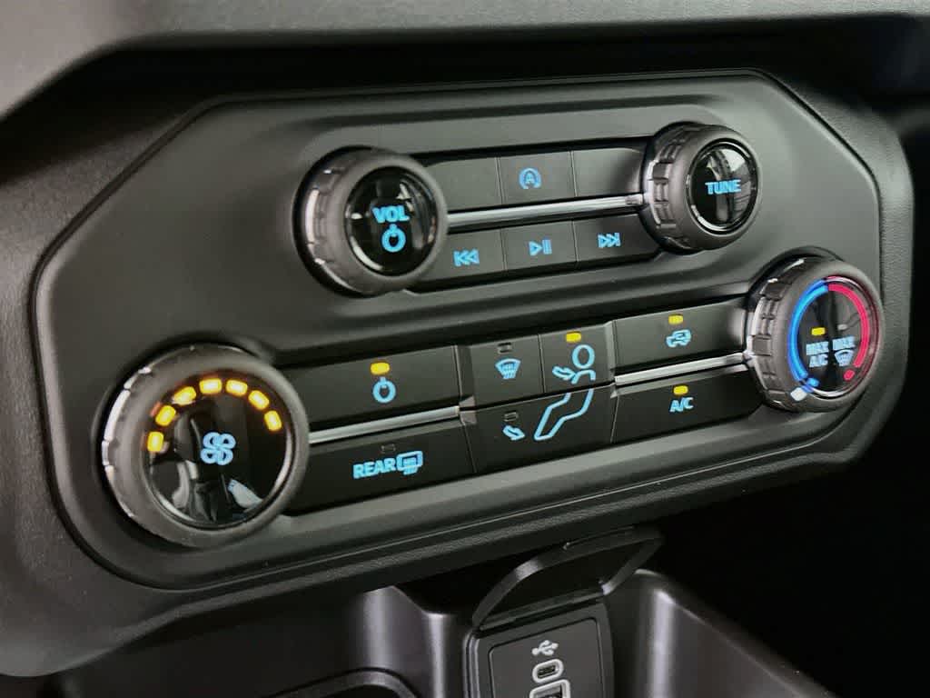 2026 Ford Bronco Base