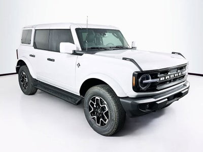 2026 Ford Bronco Outer Banks
