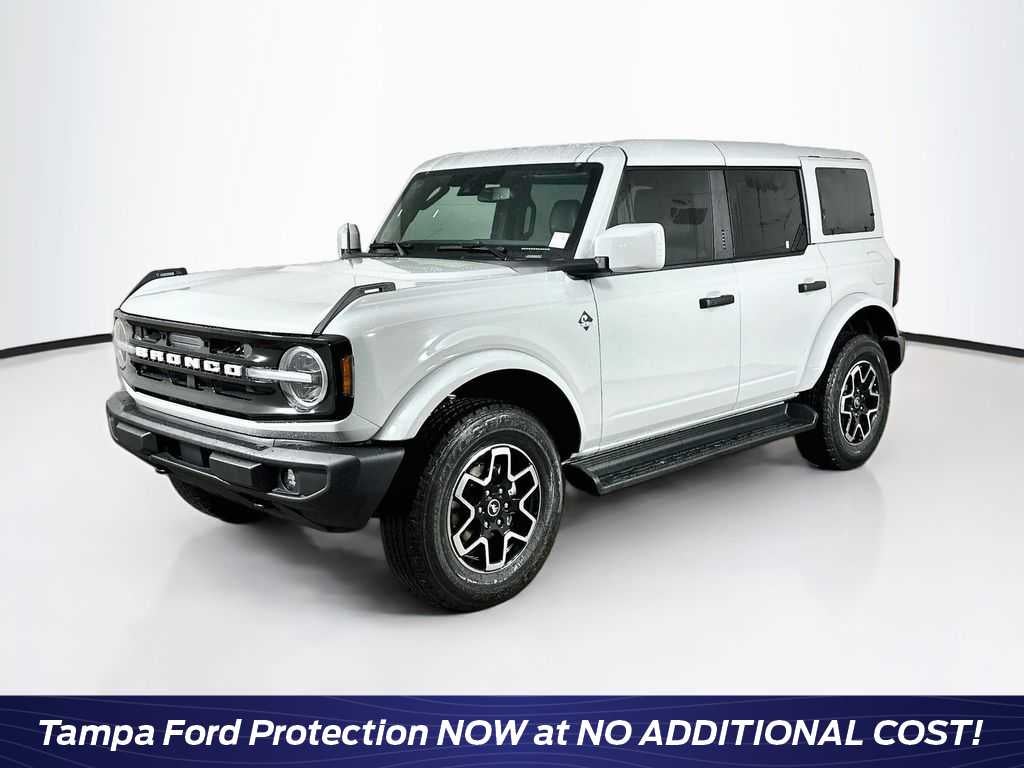 2026 Ford Bronco Outer Banks