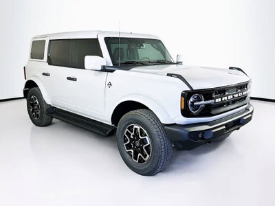 2026 Ford Bronco Outer Banks