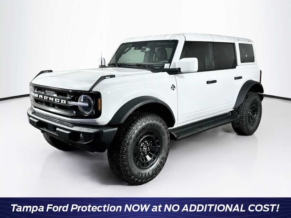 2026 Ford Bronco Outer Banks