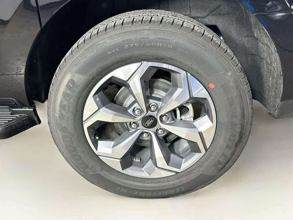 2027 Ford Expedition Max Active