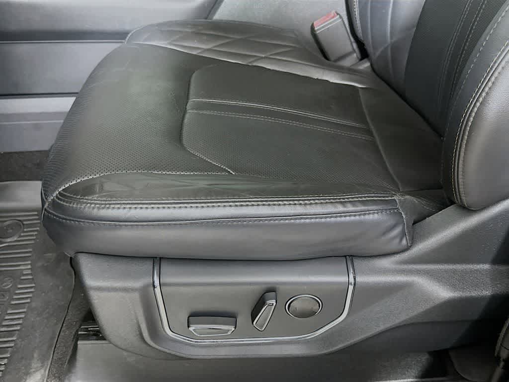 2022 Ford Expedition Max Platinum