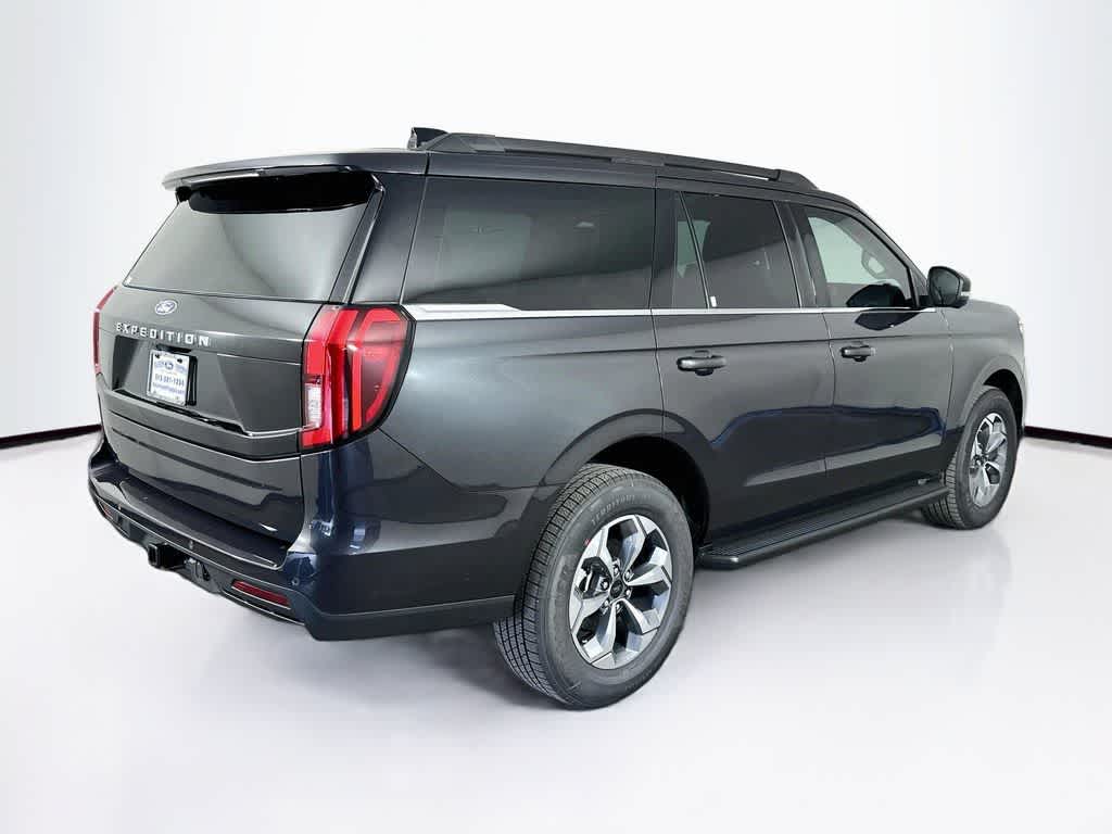 2027 Ford Expedition Active