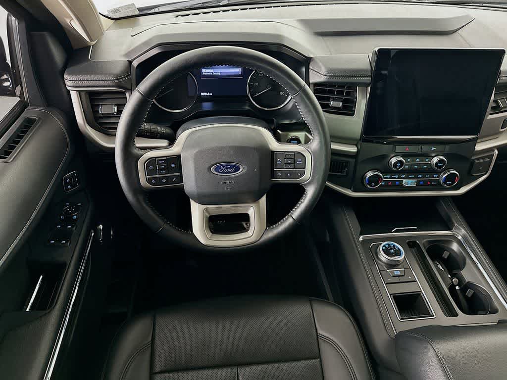 2023 Ford Expedition XLT
