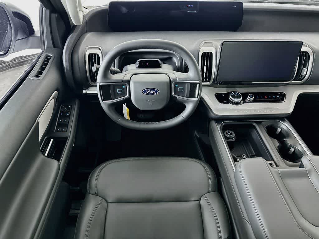 2027 Ford Expedition Active
