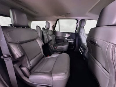 2027 Ford Expedition Active