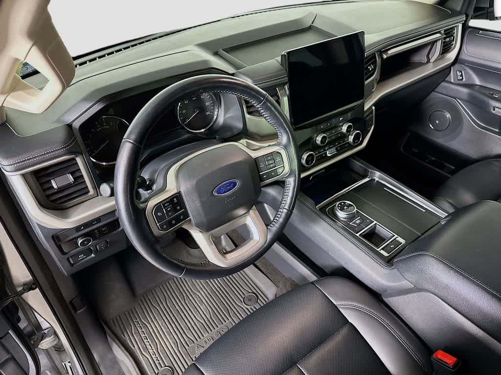 2023 Ford Expedition XLT