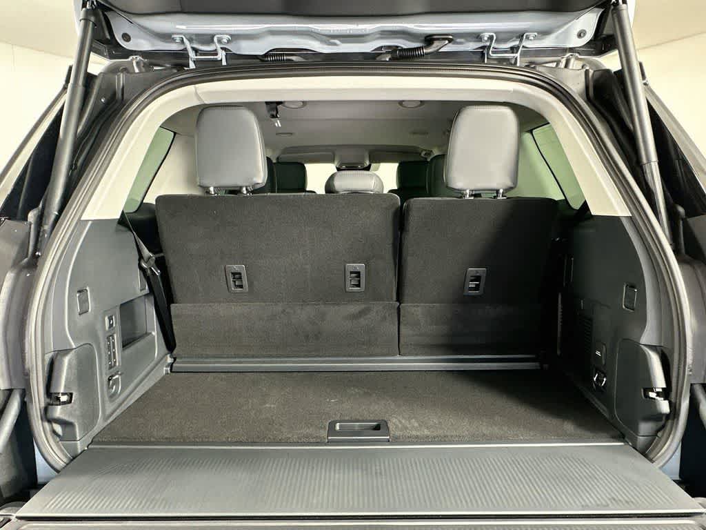 2027 Ford Expedition Active