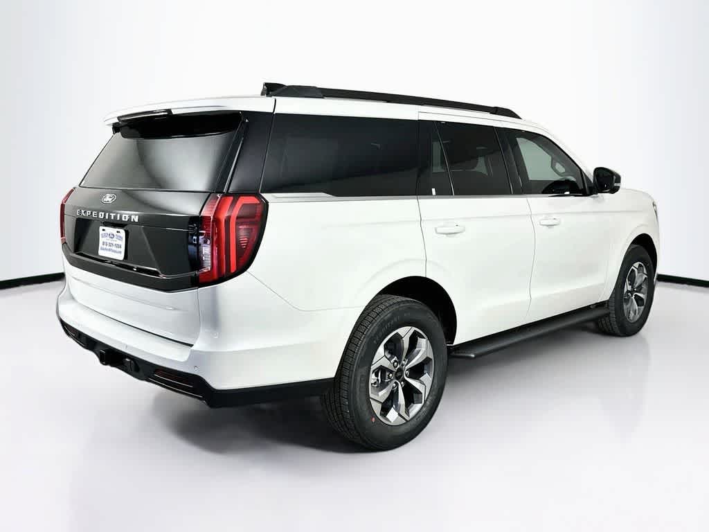 2027 Ford Expedition Active