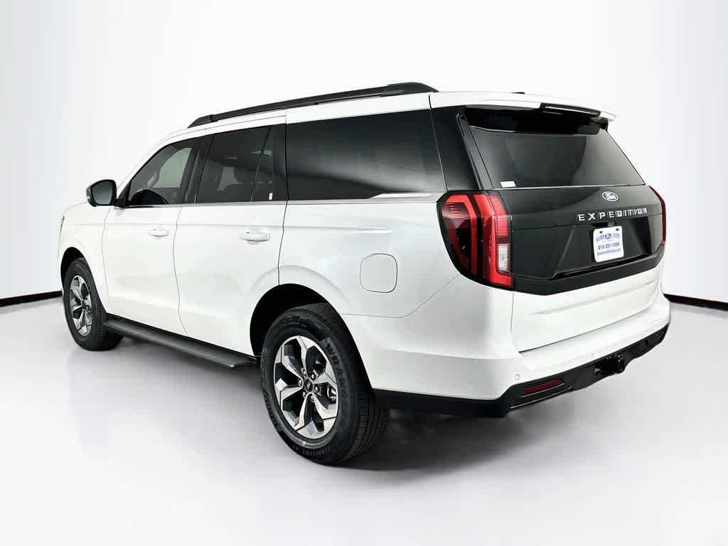 2027 Ford Expedition Active