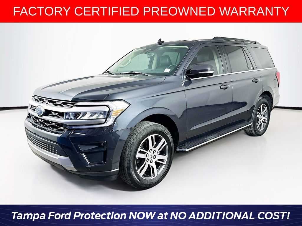 2022 Ford Expedition XLT's photo