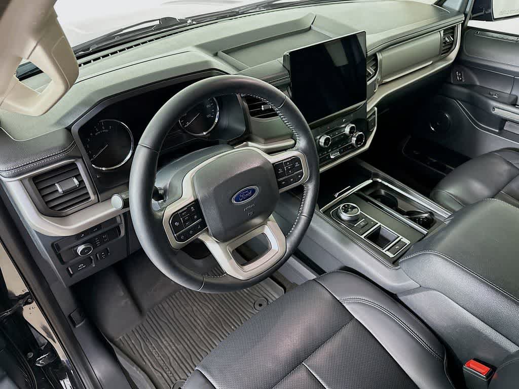 2022 Ford Expedition XLT