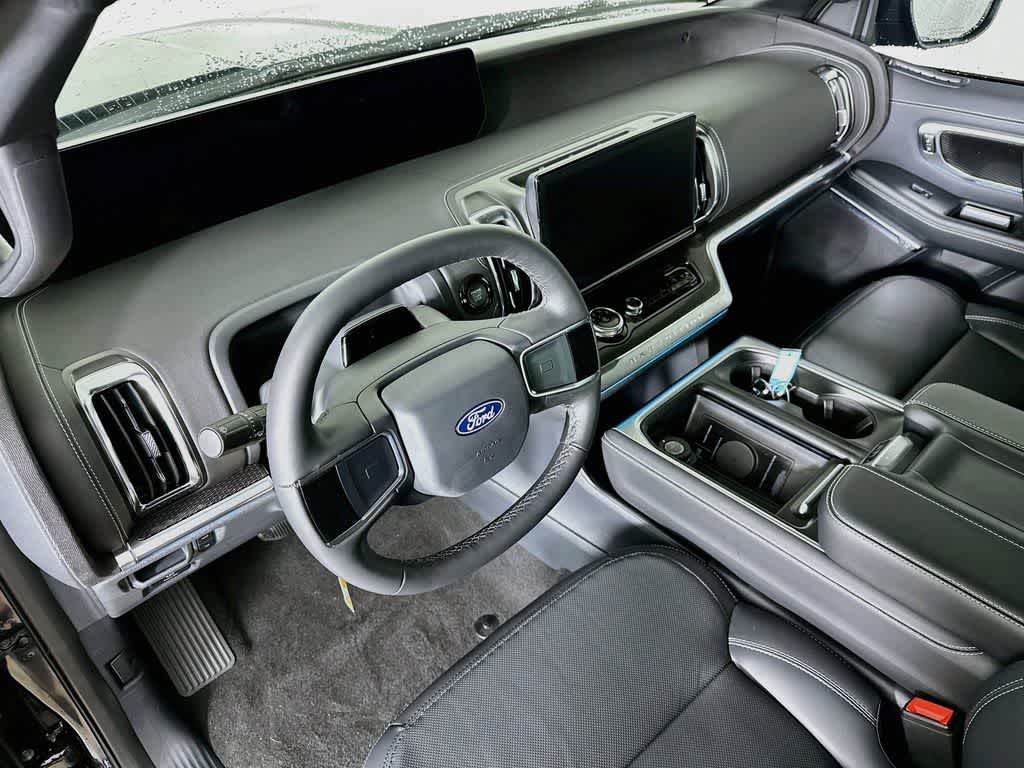 2027 Ford Expedition Platinum