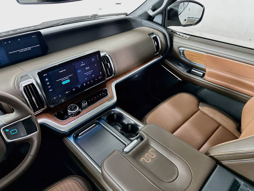 2027 Ford Expedition King Ranch