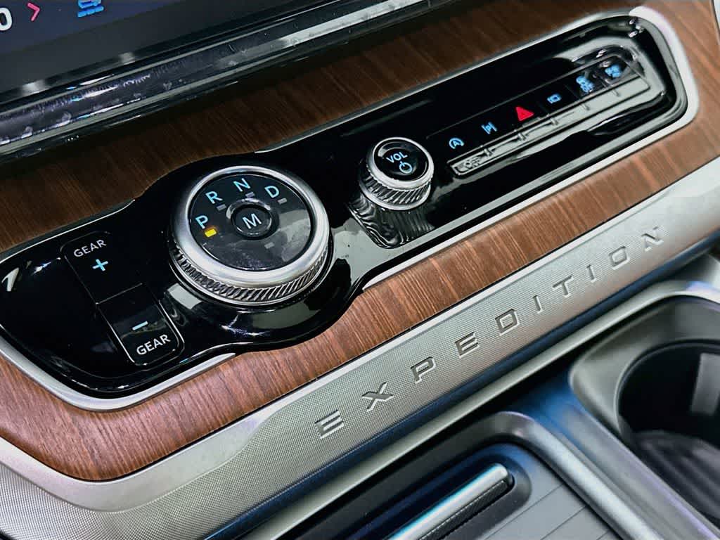 2027 Ford Expedition King Ranch