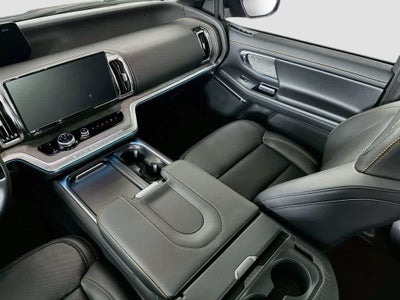 2027 Ford Expedition Tremor