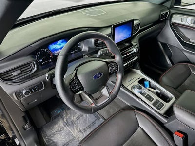 2023 Ford Explorer ST-Line