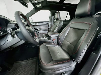 2024 Ford Explorer ST-Line