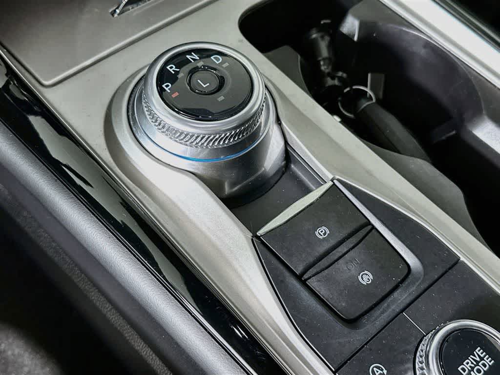 2024 Ford Explorer ST-Line