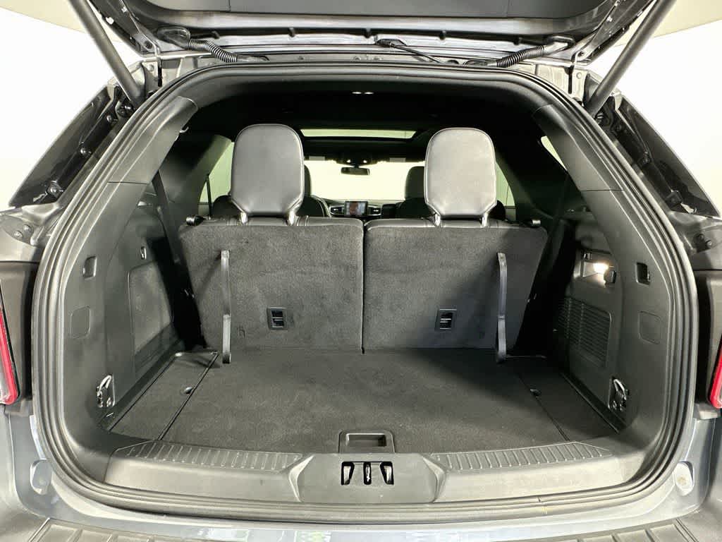 2024 Ford Explorer ST-Line