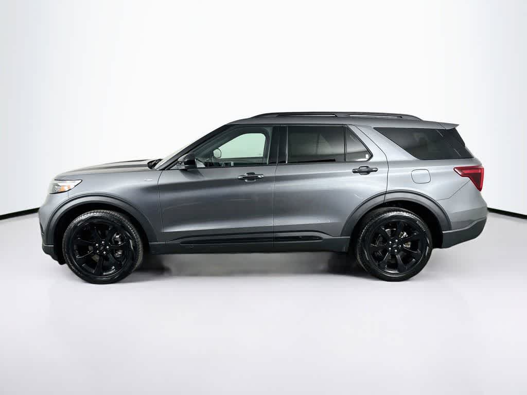 2024 Ford Explorer ST-Line