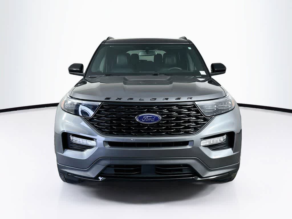2024 Ford Explorer ST-Line