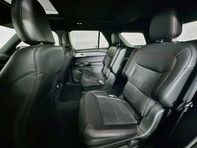 2024 Ford Explorer ST-Line